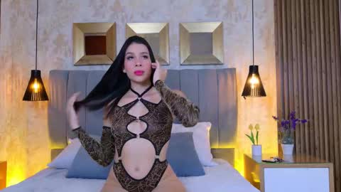 Isabela Martinez online show from 14, 3, 2026