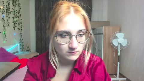Snapshot of elsa_hot_here chatting on 12, 12, 2024 Elsa online show from 12, 12, 2024