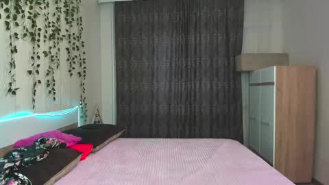 Snapshot of elsa_hot_here chatting on 21, 12, 2024 Elsa online show from 21, 12, 2024