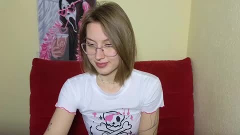 Snapshot of elsaangel chatting on 10, 1, 2025 elsaangel online show from 10, 1, 2025