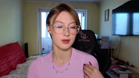 elsaangel online show from 1, 12, 2025