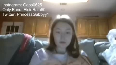 Snapshot of elsierain469 chatting on 21, 12, 2025 Elsie Rain online show from 21, 12, 2025