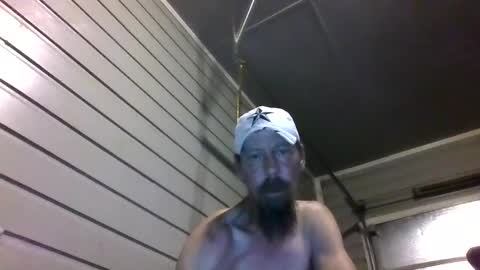 Snapshot of elwooood7 chatting on 19, 9, 2025 elwooood7 online show from 19, 9, 2025