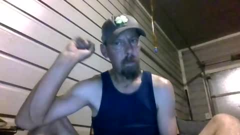 Snapshot of elwooood7 chatting on 28, 9, 2025 elwooood7 online show from 28, 9, 2025