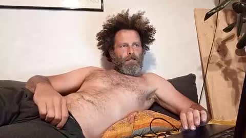 elyjahoye online show from 25, 3, 2026