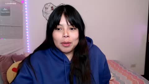 Snapshot of elymoon chatting on 17, 6, 2026 Ely online show from 17, 6, 2026