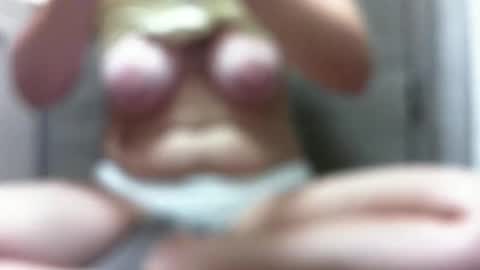 Snapshot of elyseblue chatting on 1, 10, 2025 elyseblue online show from 1, 10, 2025