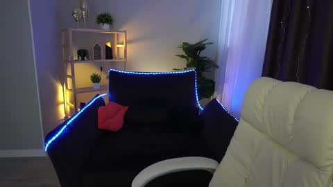 Call me Elis online show from 3, 1, 2025