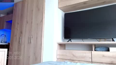 Emilia  online show from 20, 5, 2026