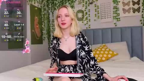 Emma online show from 5, 12, 2025