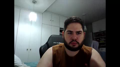 embarrassed_str8_3incher online show from 26, 4, 2026