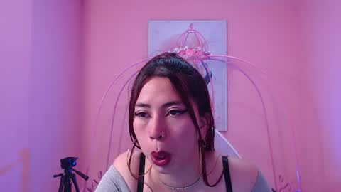 ember_queen online show from 16, 7, 2026