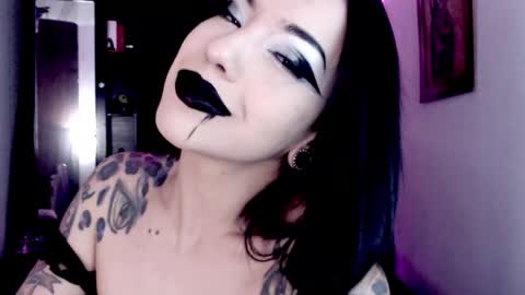 Emerald Black online show from 23, 5, 2026
