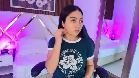 Emily  online show from 31, 5, 2026