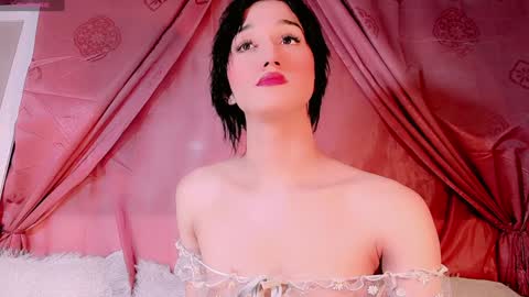 Emely Rous online show from 11, 12, 2024