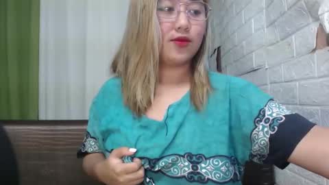 Emely online show from 14, 1, 2025