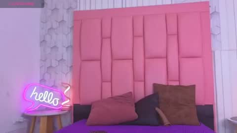 emely  online show from 18, 6, 2026
