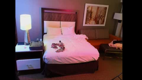 Snapshot of emerylune_xo chatting on 9, 1, 2026 Emery Lune online show from 9, 1, 2026