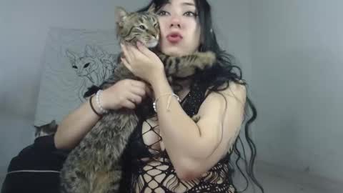 Snapshot of emiantonella_ chatting on 31, 10, 2025 Antonella online show from 31, 10, 2025