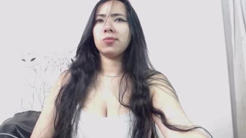 Snapshot of emiantonella_ chatting on 25, 11, 2025 Antonella online show from 25, 11, 2025