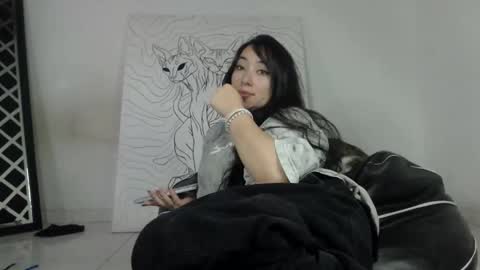 Snapshot of emiantonella_ chatting on 28, 11, 2025 Antonella online show from 28, 11, 2025