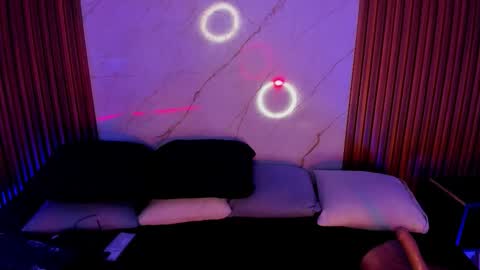   online show from 7, 11, 2025