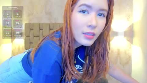 Snapshot of emiilycutex_ chatting on 10, 2, 2025 online show from 10, 2, 2025