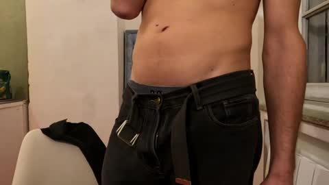 emile013 online show from 9, 1, 2026