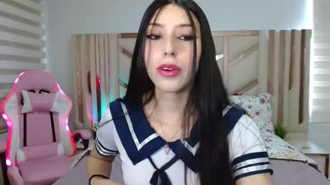 Emilee online show from 10, 3, 2026