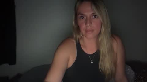 emilelovesyou online show from 26, 5, 2026