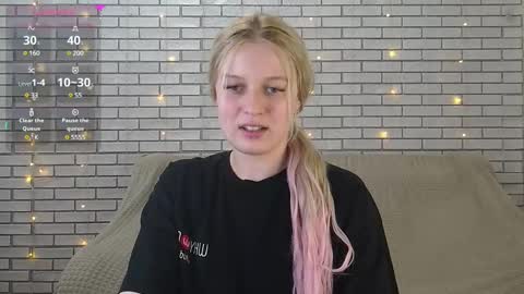 Snapshot of emiliaduchess chatting on 10, 12, 2024 Amili online show from 10, 12, 2024