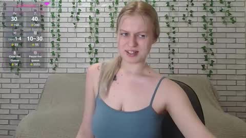 Snapshot of emiliaduchess chatting on 31, 1, 2025 Amili online show from 31, 1, 2025
