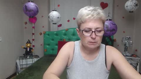 EmiliaGree online show from 1, 11, 2025