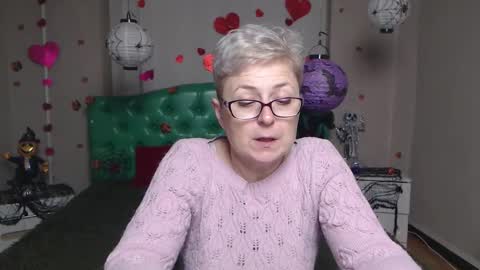 EmiliaGree online show from 15, 11, 2025