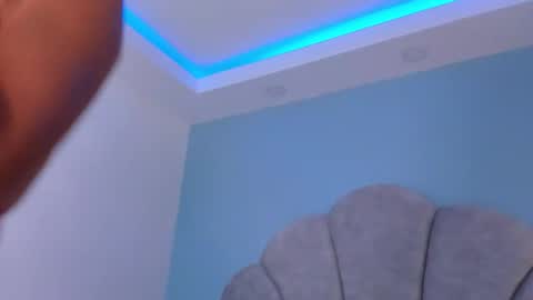 Snapshot of emiliee_xx chatting on 20, 3, 2026 Emillie online show from 20, 3, 2026