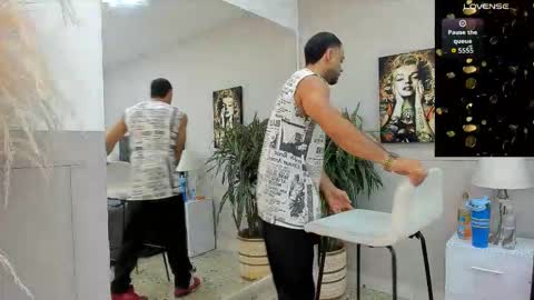 Snapshot of emilio_brandon chatting on 22, 10, 2025 Emilio online show from 22, 10, 2025