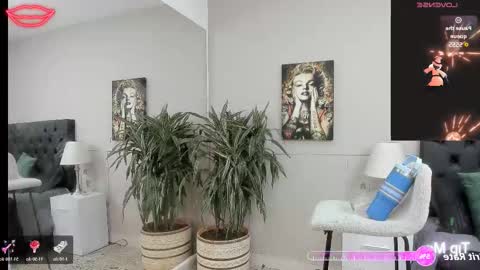 Snapshot of emilio_brandon chatting on 27, 10, 2025 Emilio online show from 27, 10, 2025