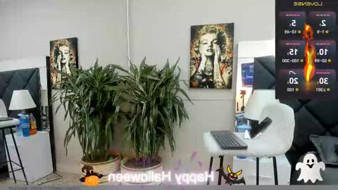 Snapshot of emilio_brandon chatting on 1, 11, 2025 Emilio online show from 1, 11, 2025