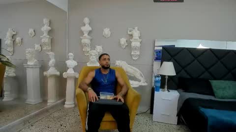 Snapshot of emilio_brandon chatting on 26, 11, 2025 Emilio online show from 26, 11, 2025