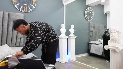 Snapshot of emilio_brandon chatting on 3, 2, 2026 Emilio online show from 3, 2, 2026