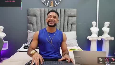 Snapshot of emilio_brandon chatting on 15, 2, 2026 Emilio online show from 15, 2, 2026