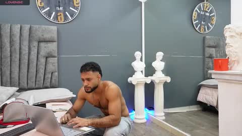 Snapshot of emilio_brandon chatting on 17, 2, 2026 Emilio online show from 17, 2, 2026