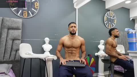 Emilio online show from 11, 4, 2026