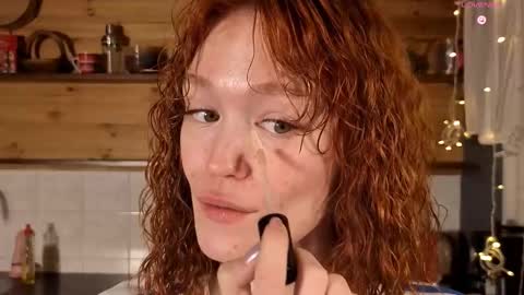 Emi  online show from 28, 2, 2026