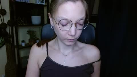 Emilly online show from 18, 2, 2026