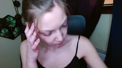 Emilly online show from 31, 3, 2026