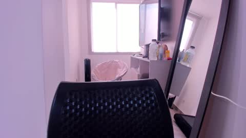 emilly online show from 5, 3, 2026