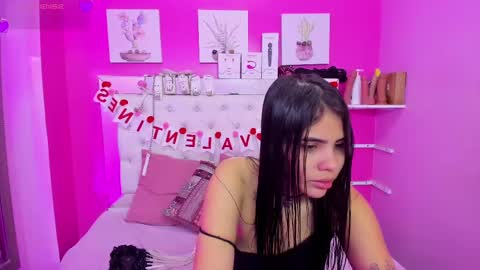 Snapshot of emily_beltonn chatting on 9, 2, 2025              online show from 9, 2, 2025