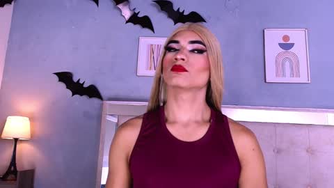 emily_castillo1_ online show from 28, 11, 2025