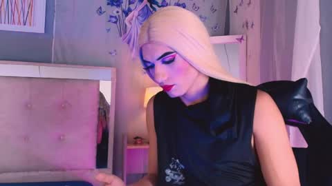 emily_castillo1_ online show from 3, 4, 2026